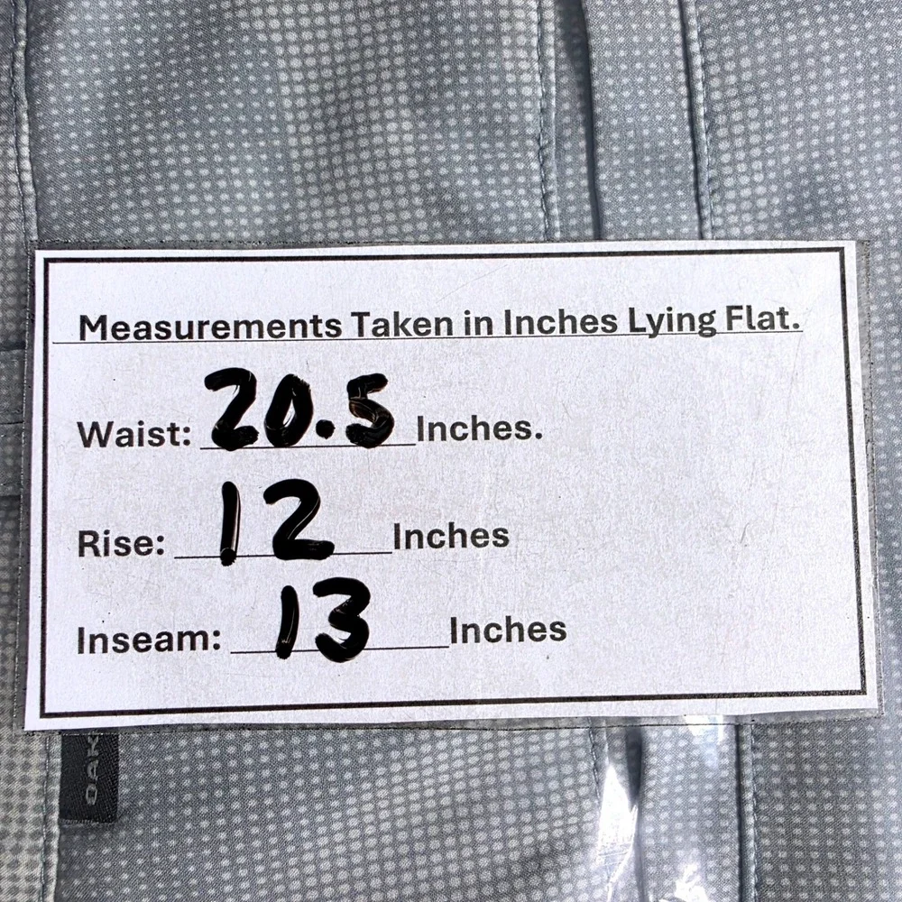Oakley Golf Shorts Mens Size 40 Grey Digital Camo Flat Front Performance Casual - Picture 5 of 14